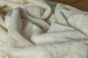 Polášek Holešov Metráž mikro oboustranné č.2 Smetanová 100% polyester Mikro š.205 DEKA