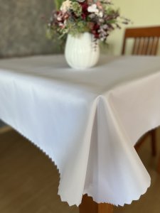 Polášek Holešov Ubrus teflon UNI bílý hladký 100% polyester Bílá 140x180