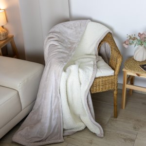 Polášek Holešov Deka beránek č. 57 100% polyester 150x200 Krémová